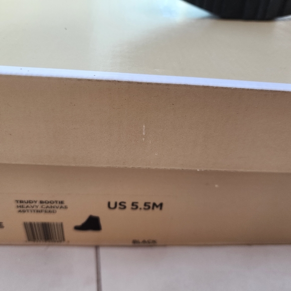 Michael Kors Trudy Heavy Canvas boot 5.5 black - Picture 3 of 5